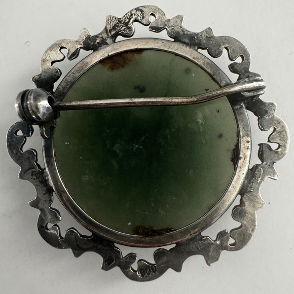 Vintage Nephrite Green Jade Brooch Silver 900  ORNATE Filigree Oval Pin 1930's - Picture 3 of 6